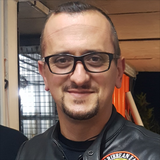 Max M.